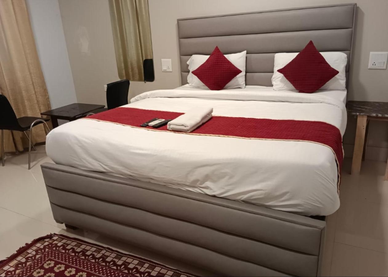 Hotel Amenda International นิวเดลี ภายนอก รูปภาพ